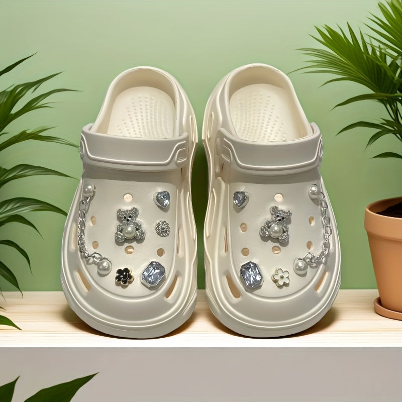 Ladies Summer Fashion Hole Shoes with Decorative Illustrations and Interchangeable Accessories