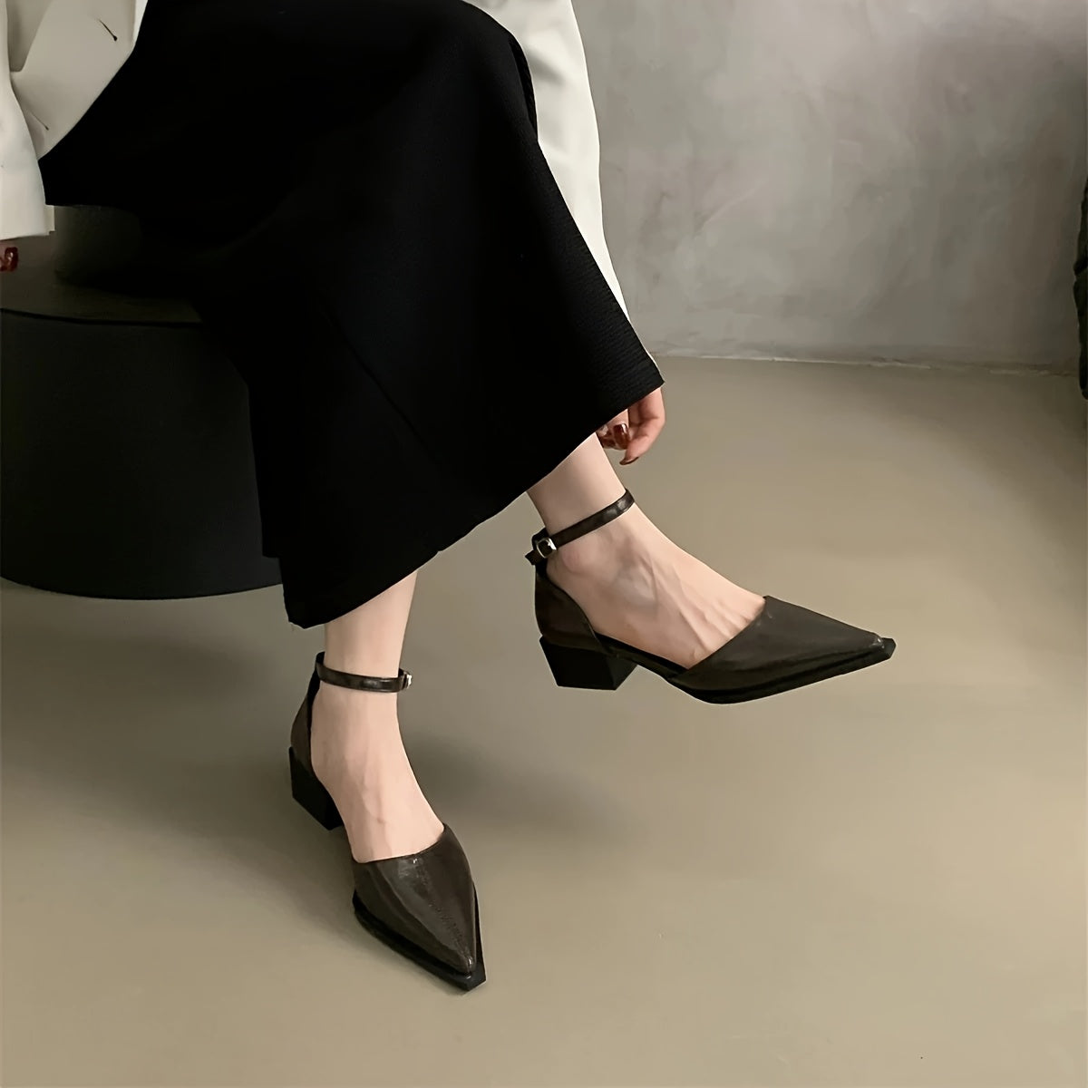 Women Black White Pointed Toe Mary Jane Shoes with Buckle for Formal Casual