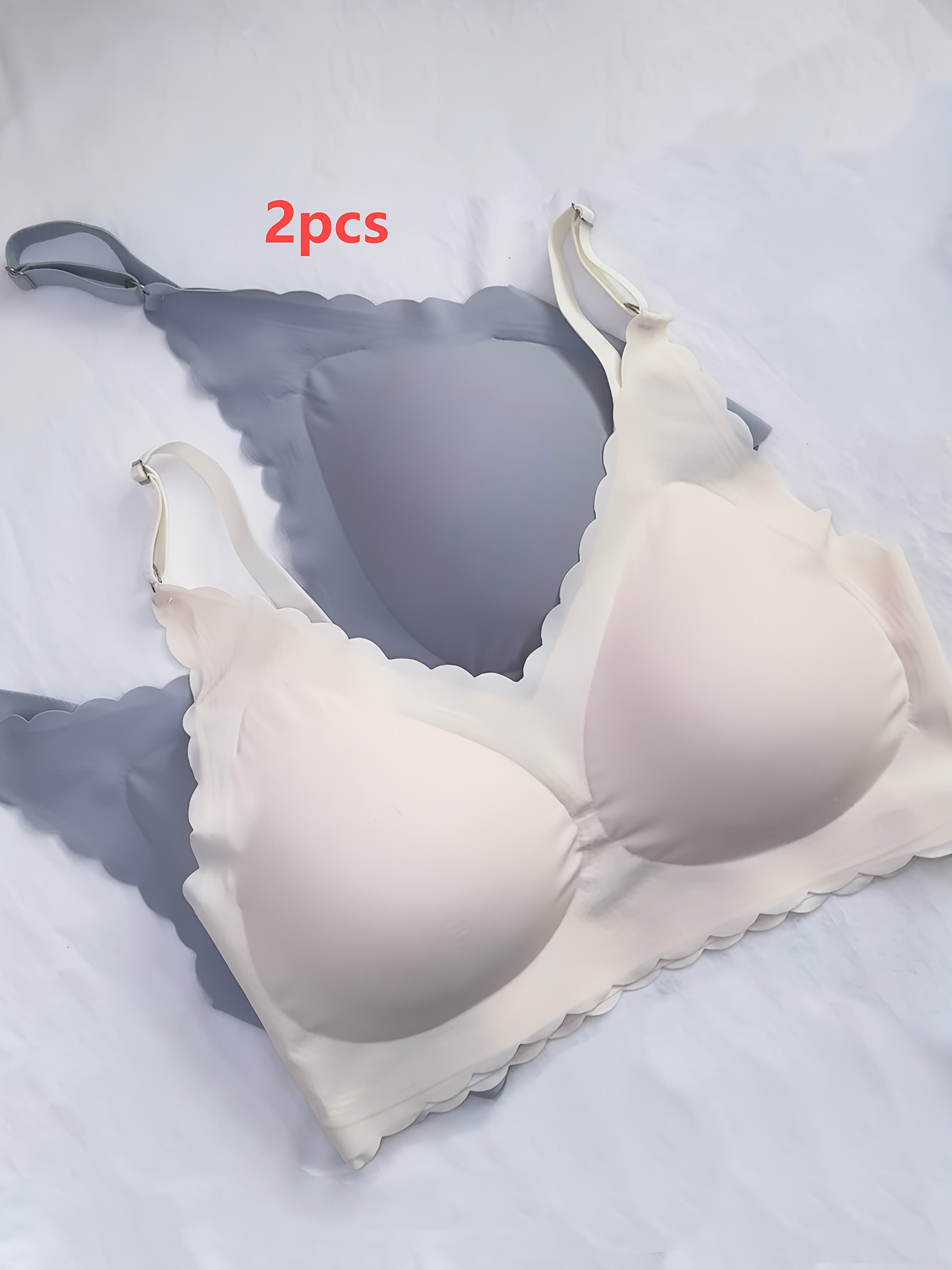 Women's Seamless Nylon-Elastane Sports Bras with Ruffled Edges and V-Neck