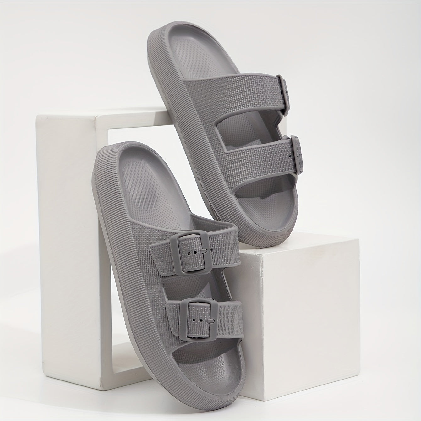 Women's Solid Color Slip-Resistant Quick-Dry Home and Outdoor Slippers