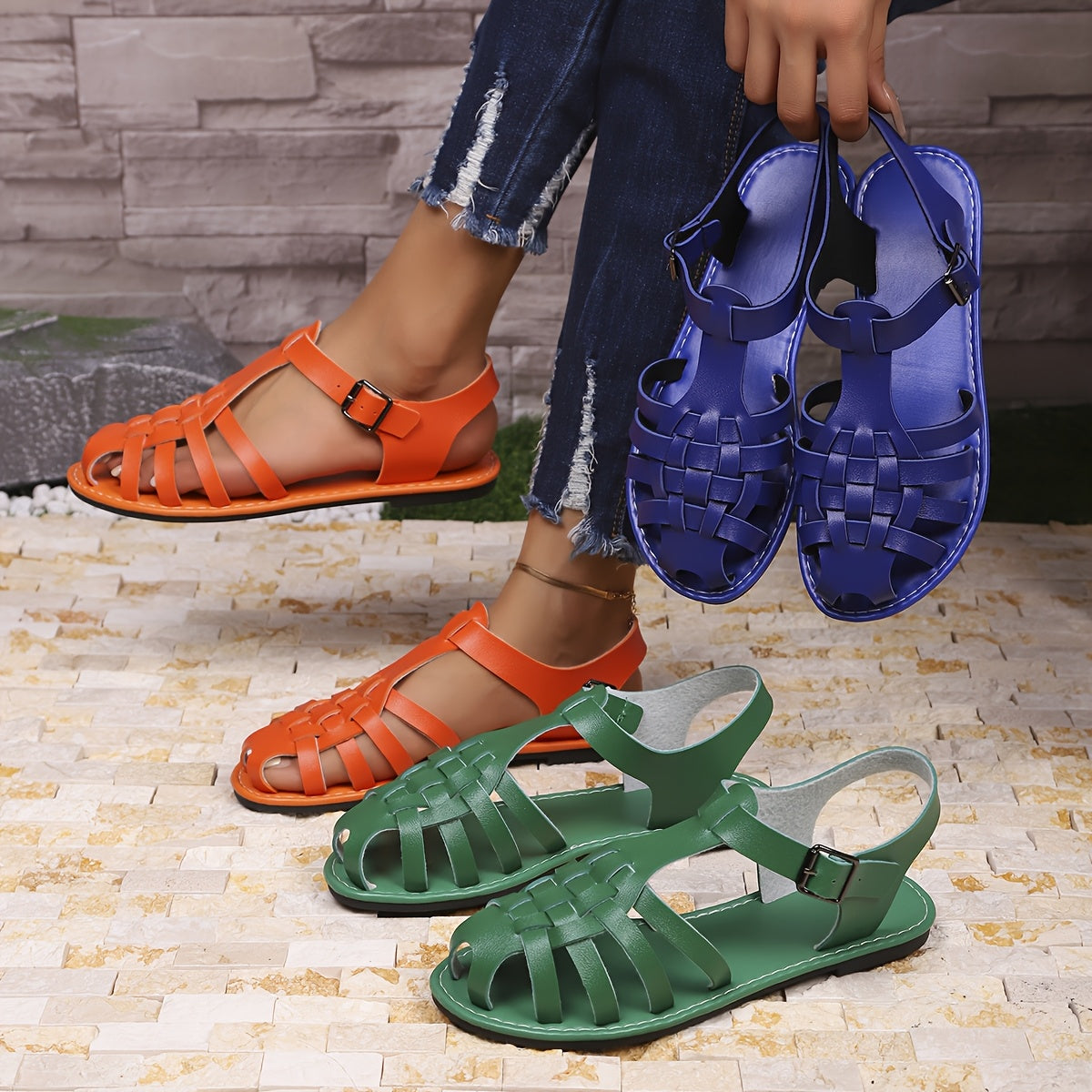 Women's Woven Closed-Toe Roman Sandals Adjustable Buckle Flat Summer Shoes