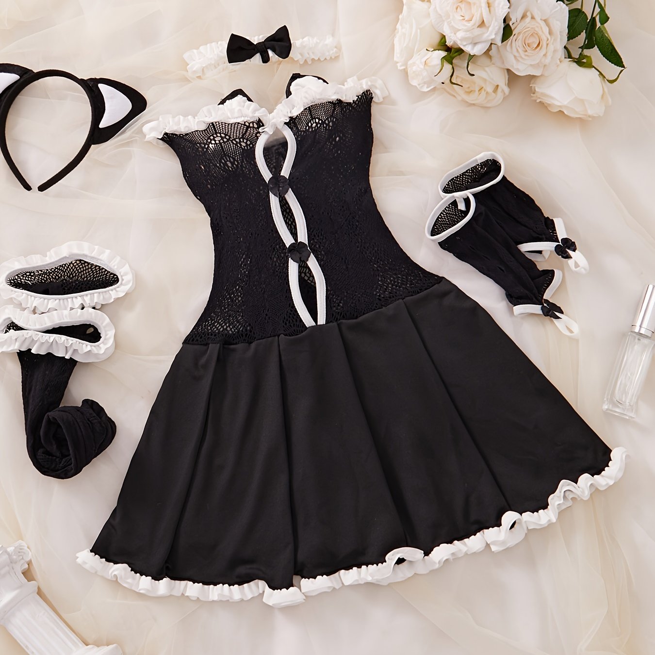 Women's Sexy Maid Cosplay Costume with Lace Dress Gloves Stockings Choker Headband