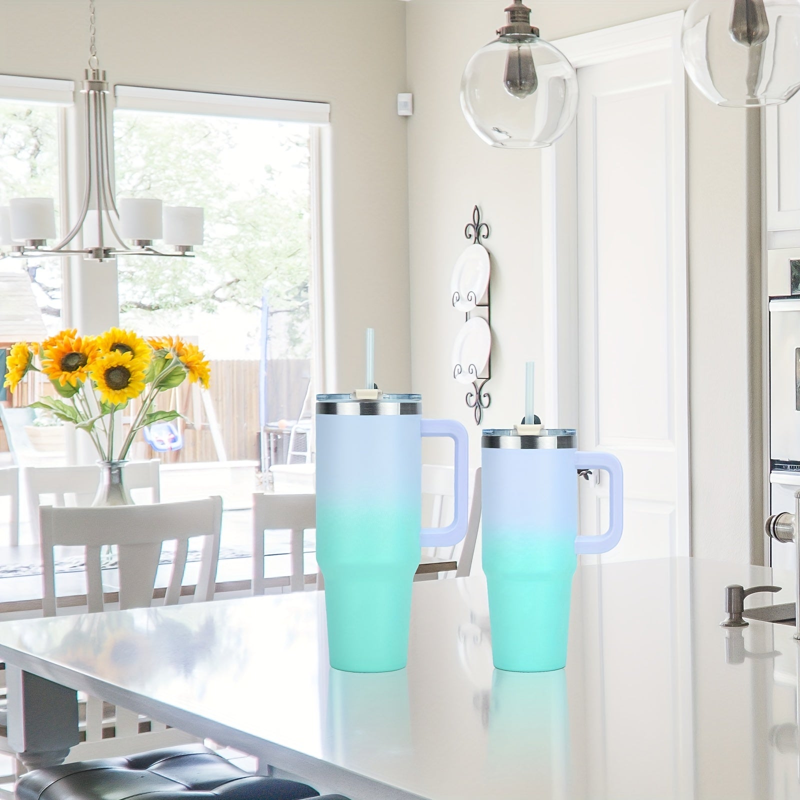 Vaso de doble pared de acero inoxidable con tapa con asa y pajilla, aislado al vacío para bebidas calientes y frías