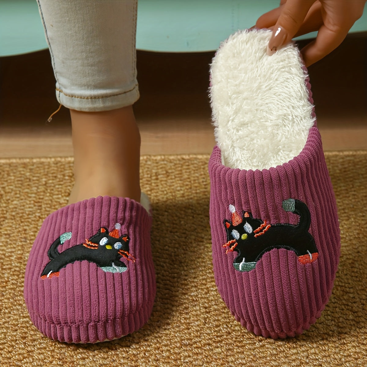 Unisex Soft Fabric Cartoon Cat Slip-On Slippers with Stripes Indoor Shoes