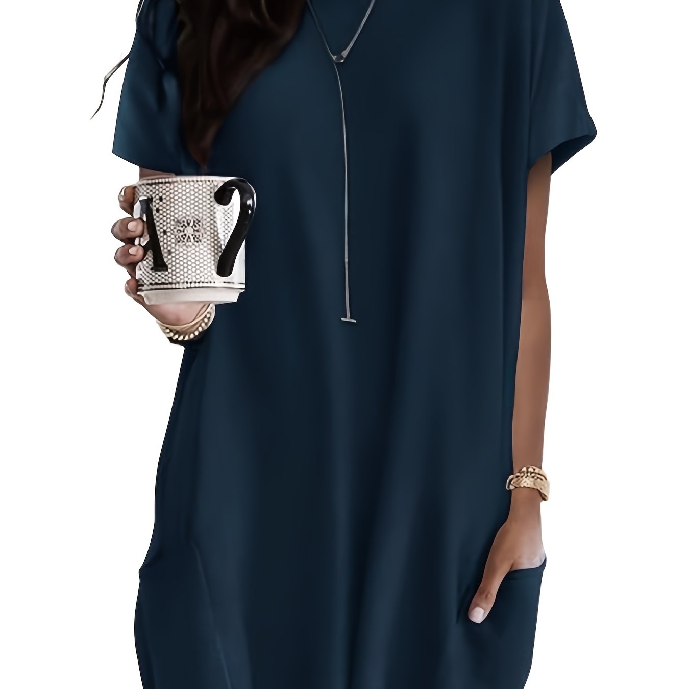 ayollar uchun keng va erkin fitli oversize T-shirt, choqmoqlar bilan, bahor va yoz uchun