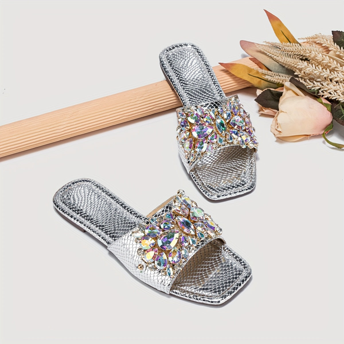 Women's Rhinestone Flat Summer Sandals Lightweight Comfortable