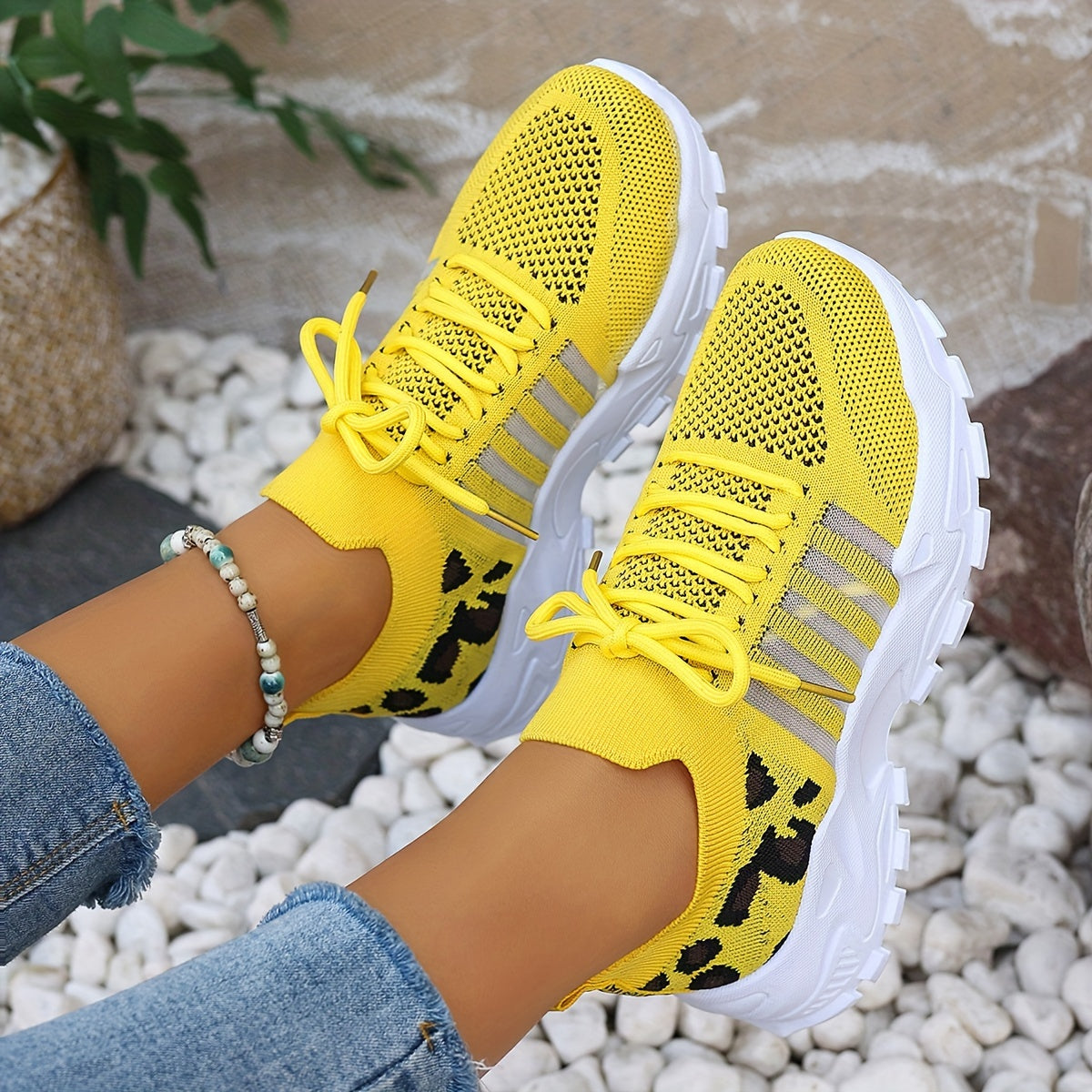 Women's Breathable Mesh Leopard Print Sneakers with Platform Sole and Low-Top Design