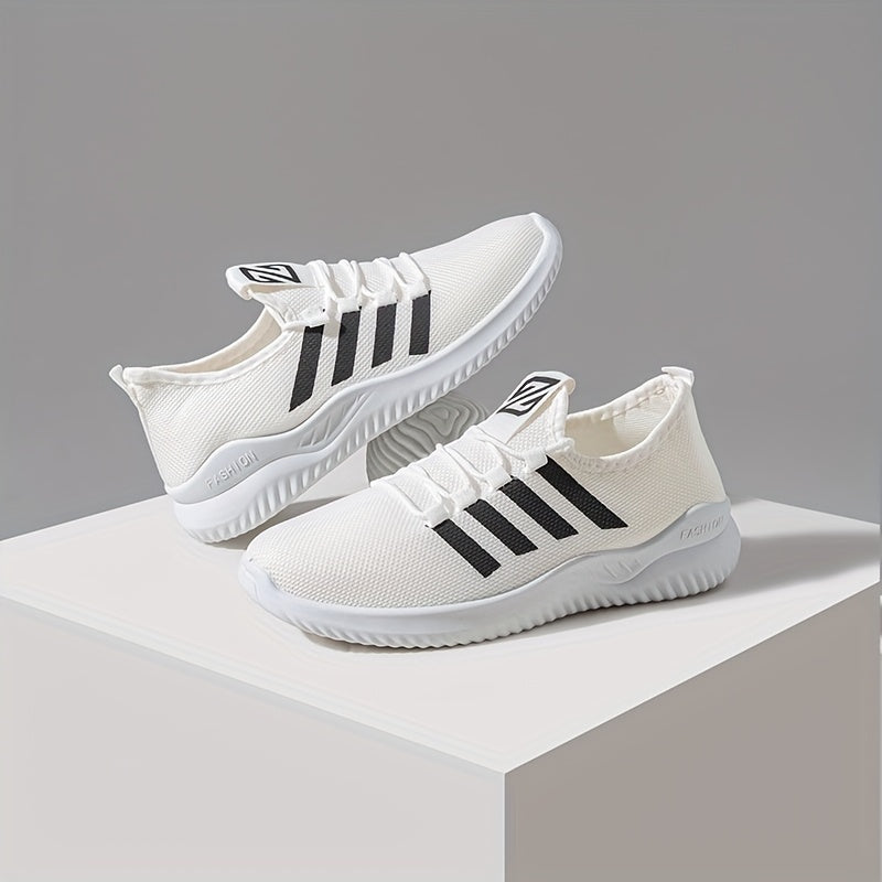 ayollar uchun nafas oluvchi sport yugurish poyafzallari - engil oq sneakers