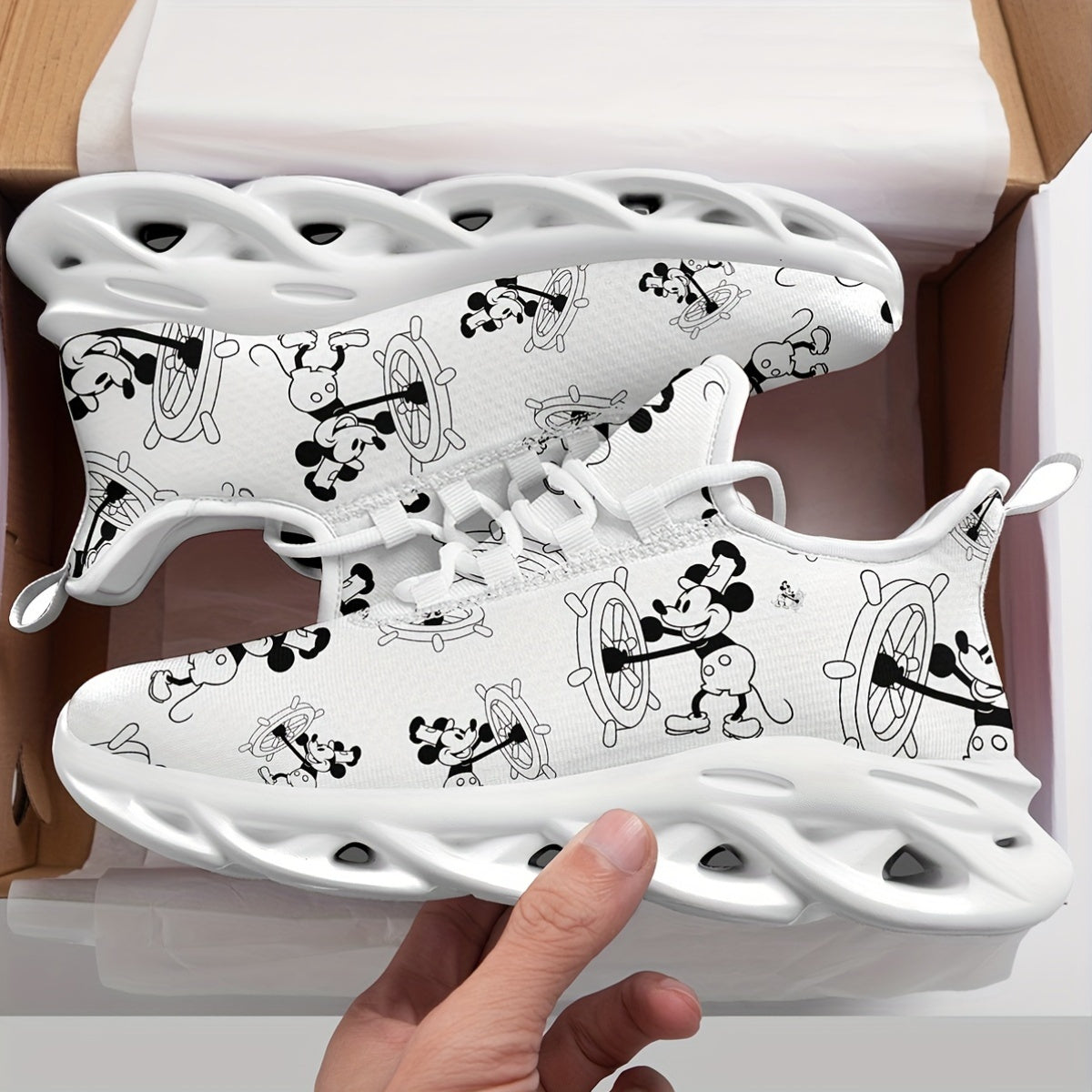 Women’s Breathable Canvas Sneakers with Cartoon Mouse Pattern for Running