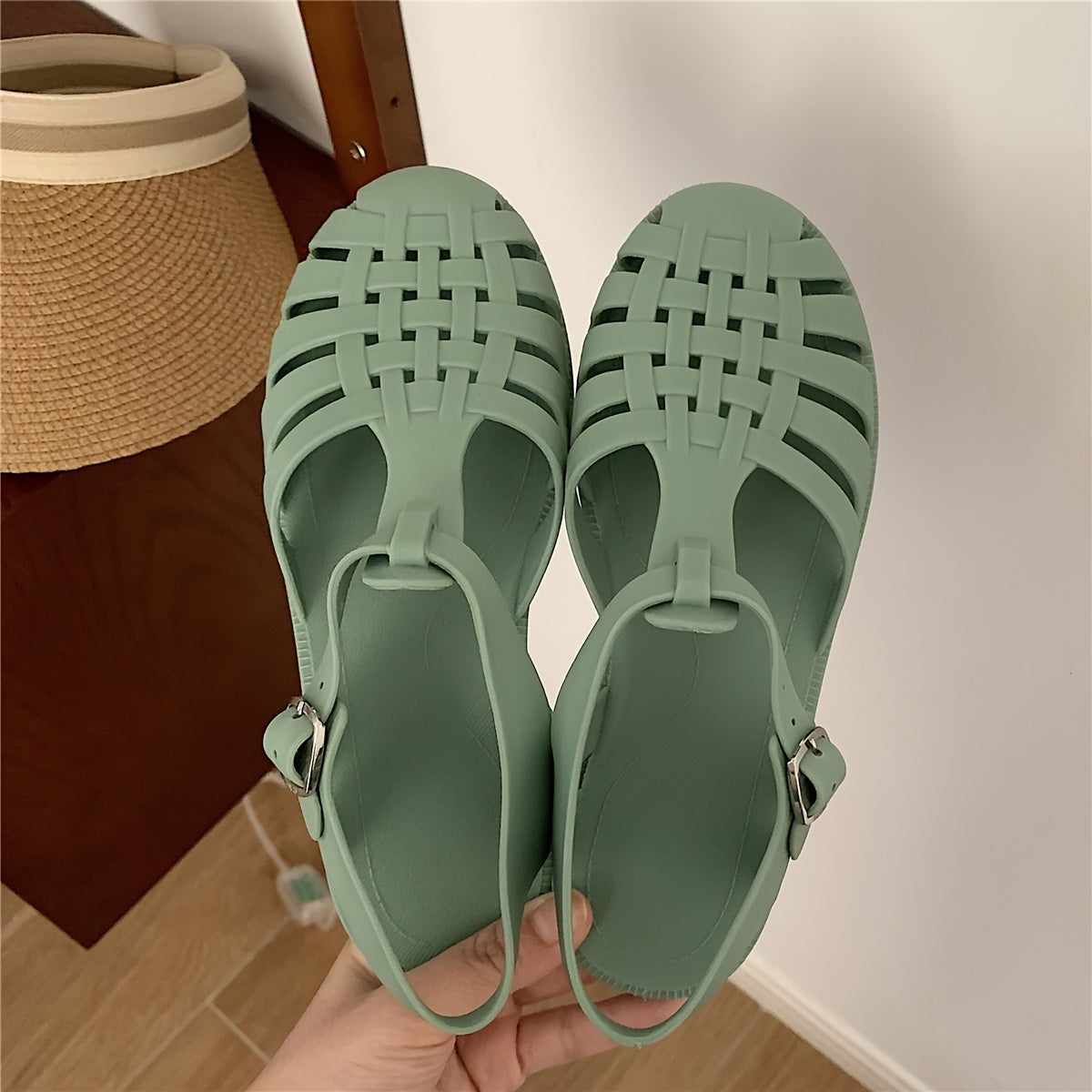Women Hollow-Out Woven Flat Sandals Summer Casual Breathable PVC