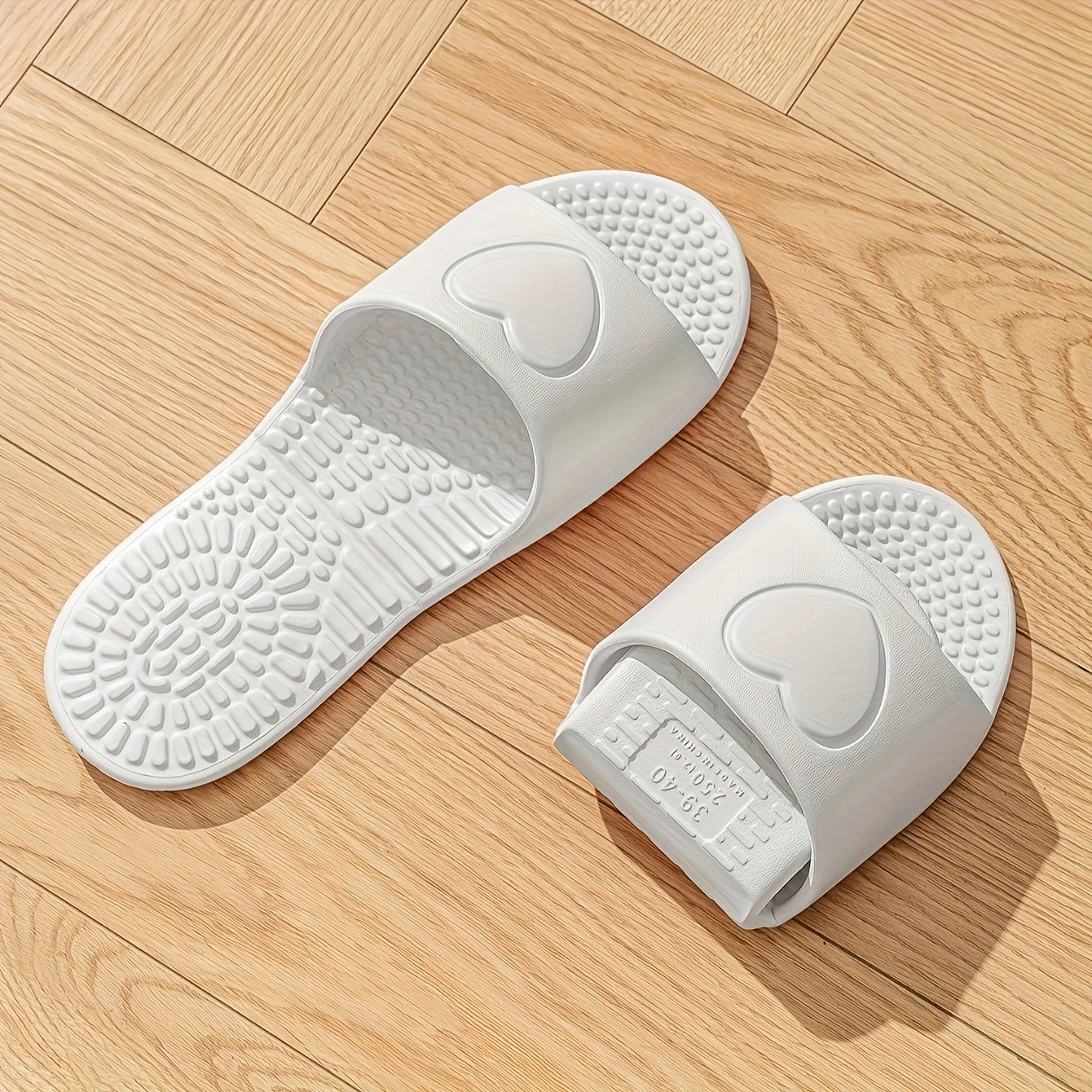 Women's Heart-Shaped EVA Slippers All-Season Indoor Outdoor Non-Slip Cushioned