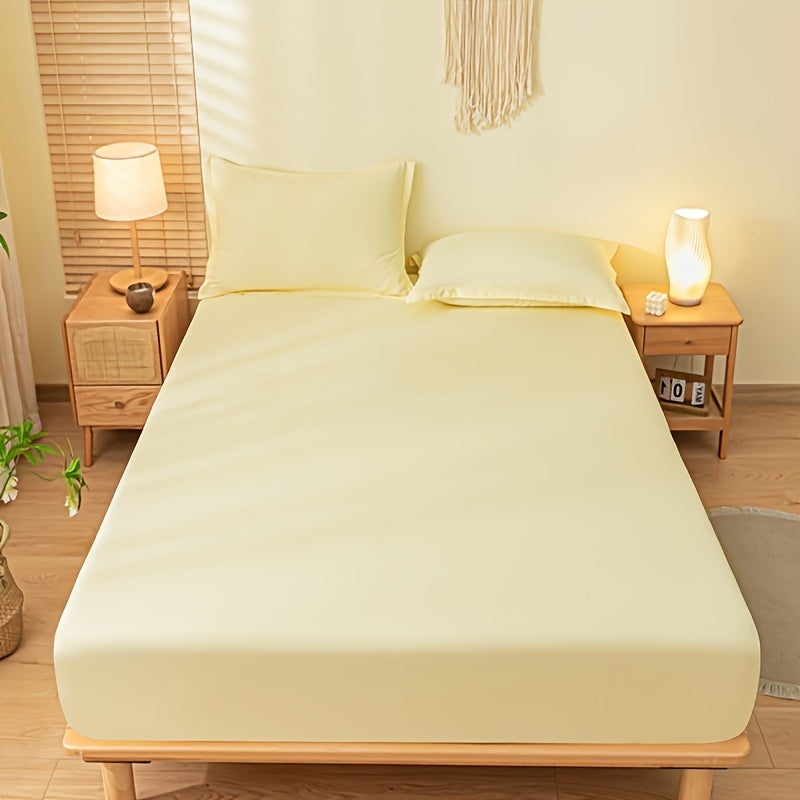 Set of 3 Breathable Cotton Bedding Set with Fitted Sheet and Pillowcases in Blue and Pink