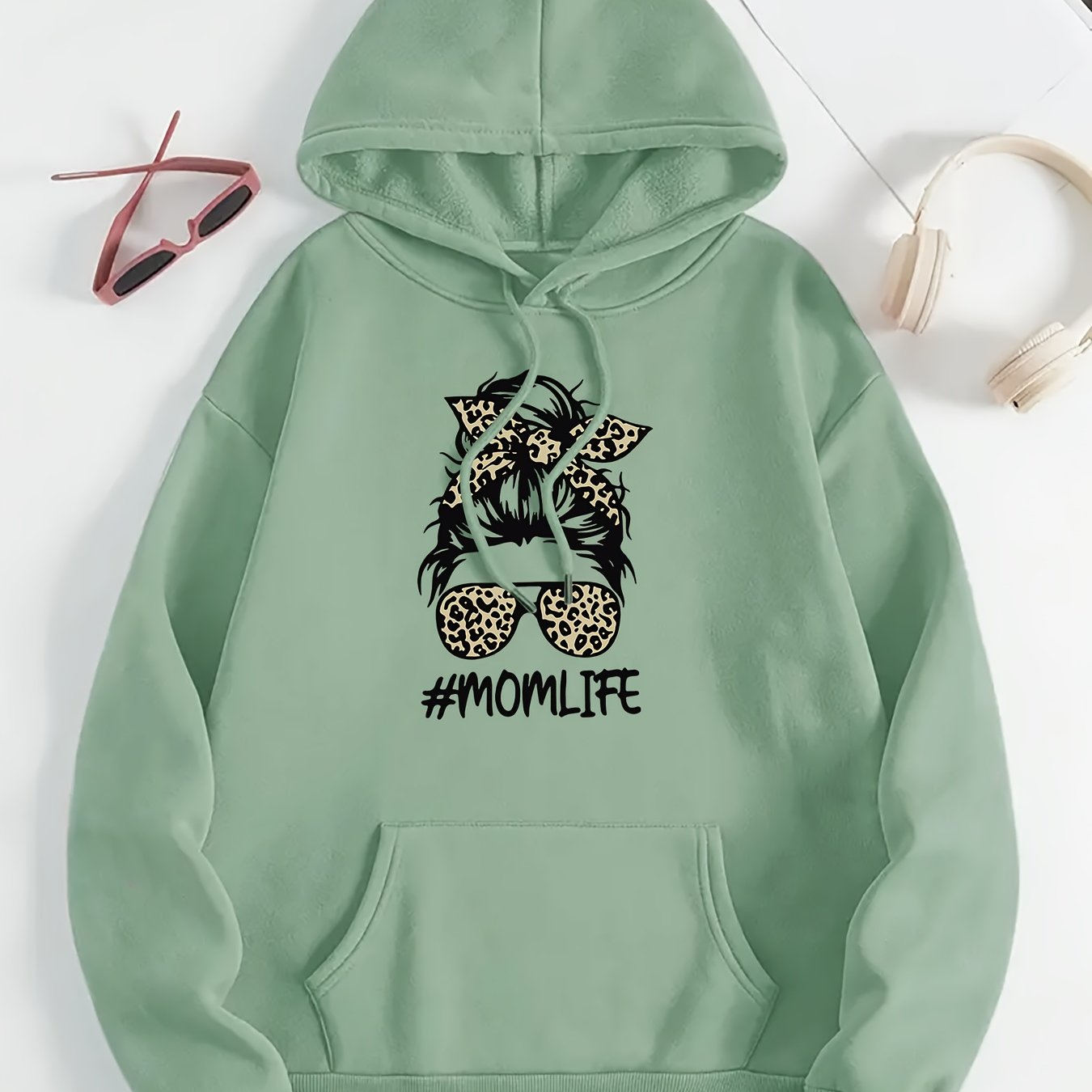 Women's Fleece Hoodie with Leopard Print Bow and Graphic Ivory Sweater