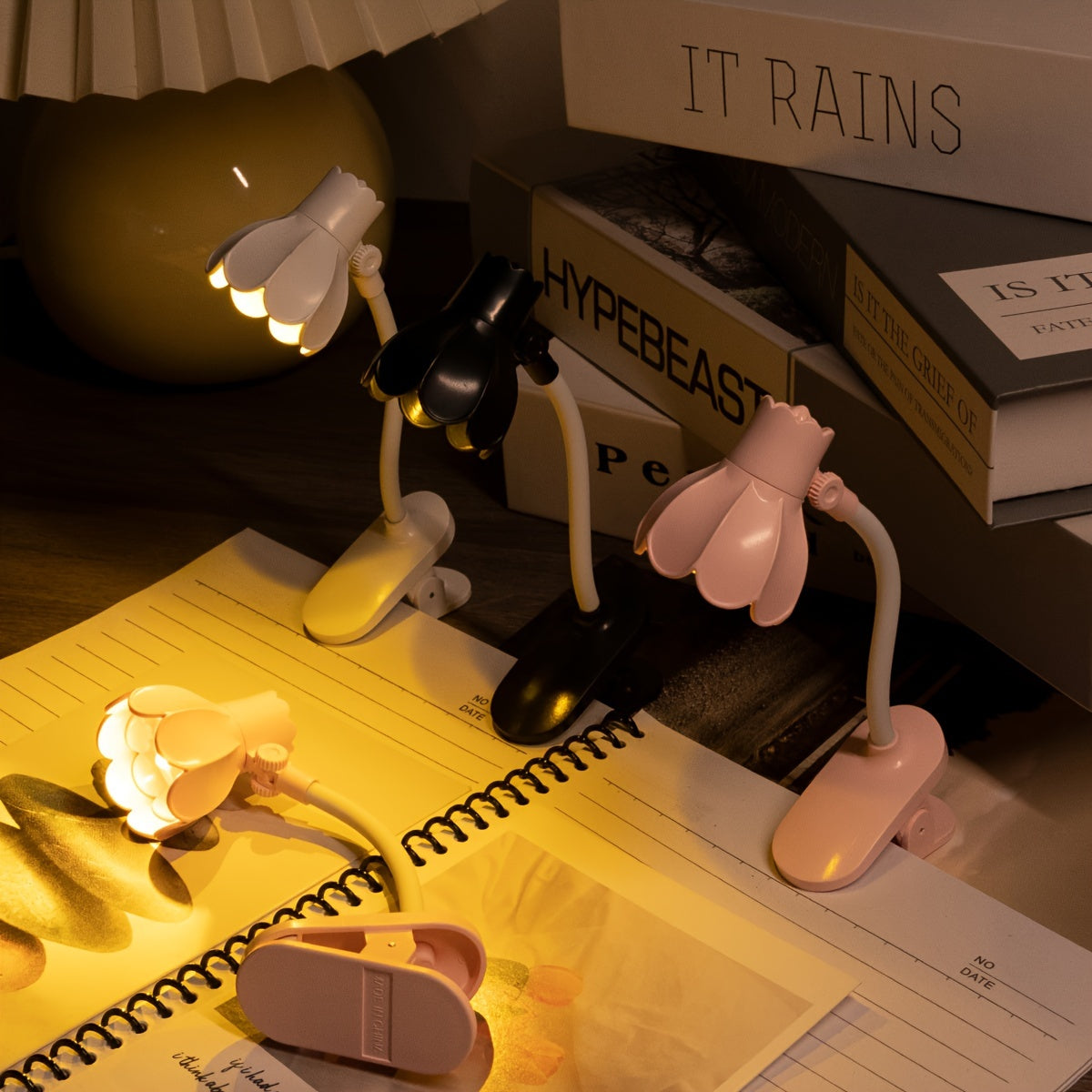 Petal-Shaped LED Desk Lamp Mini Decorative Reading Light for Home Office