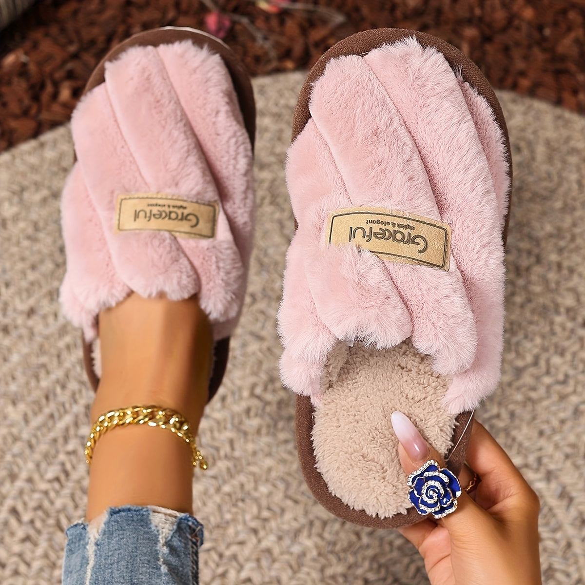 Women's Plush Indoor Outdoor Slippers Non-Slip EVA Sole All-Season