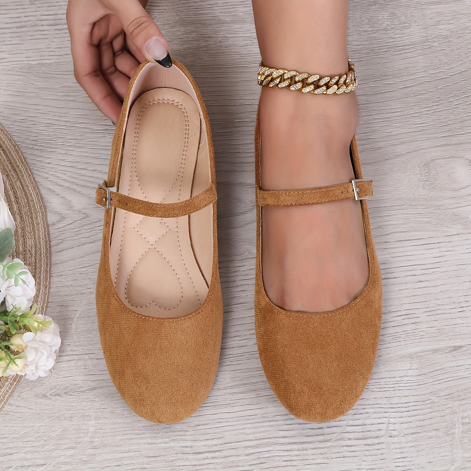 Women's Flat Shoes Buckle Strap Solid Color Ballet Flats