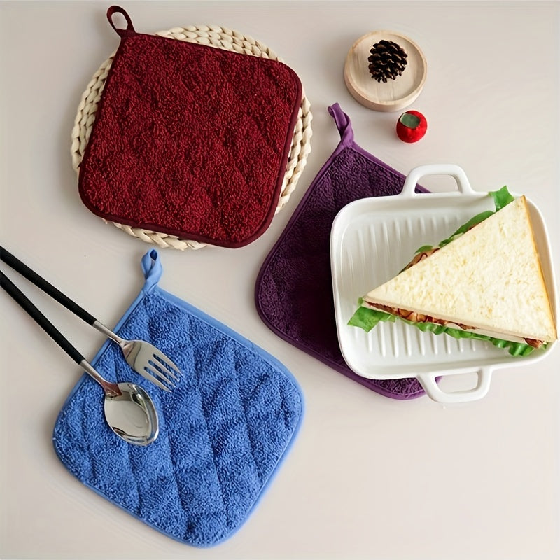 Kitchen Accessories Set 3 Pieces Anti-Scald Towel Cloth Insulation Pads Microwave Gloves Pot Mat