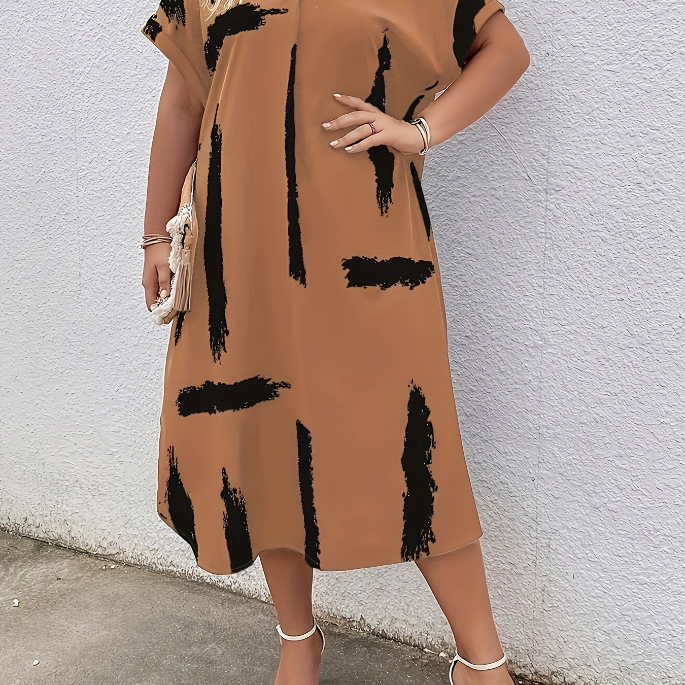 Plus Size V-Neck Brush Print Dress for Women Summer Polyester Fitted