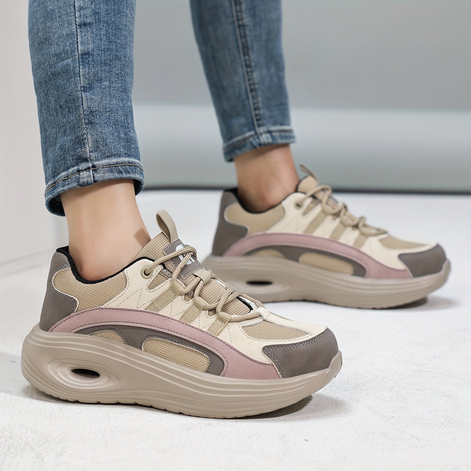 Women's Breathable Mesh Sneakers Lightweight Slip-Resistant Steel Toe Casual Shoes