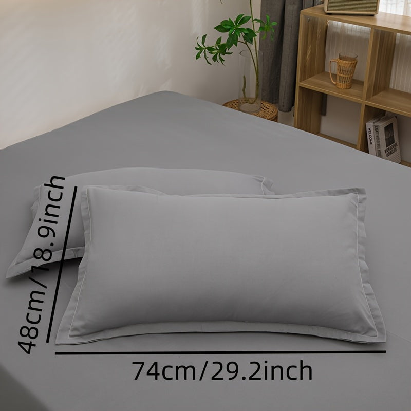 Set of 2 Breathable Cotton Pillowcases in Solid Colors Envelope Closure for Bedroom