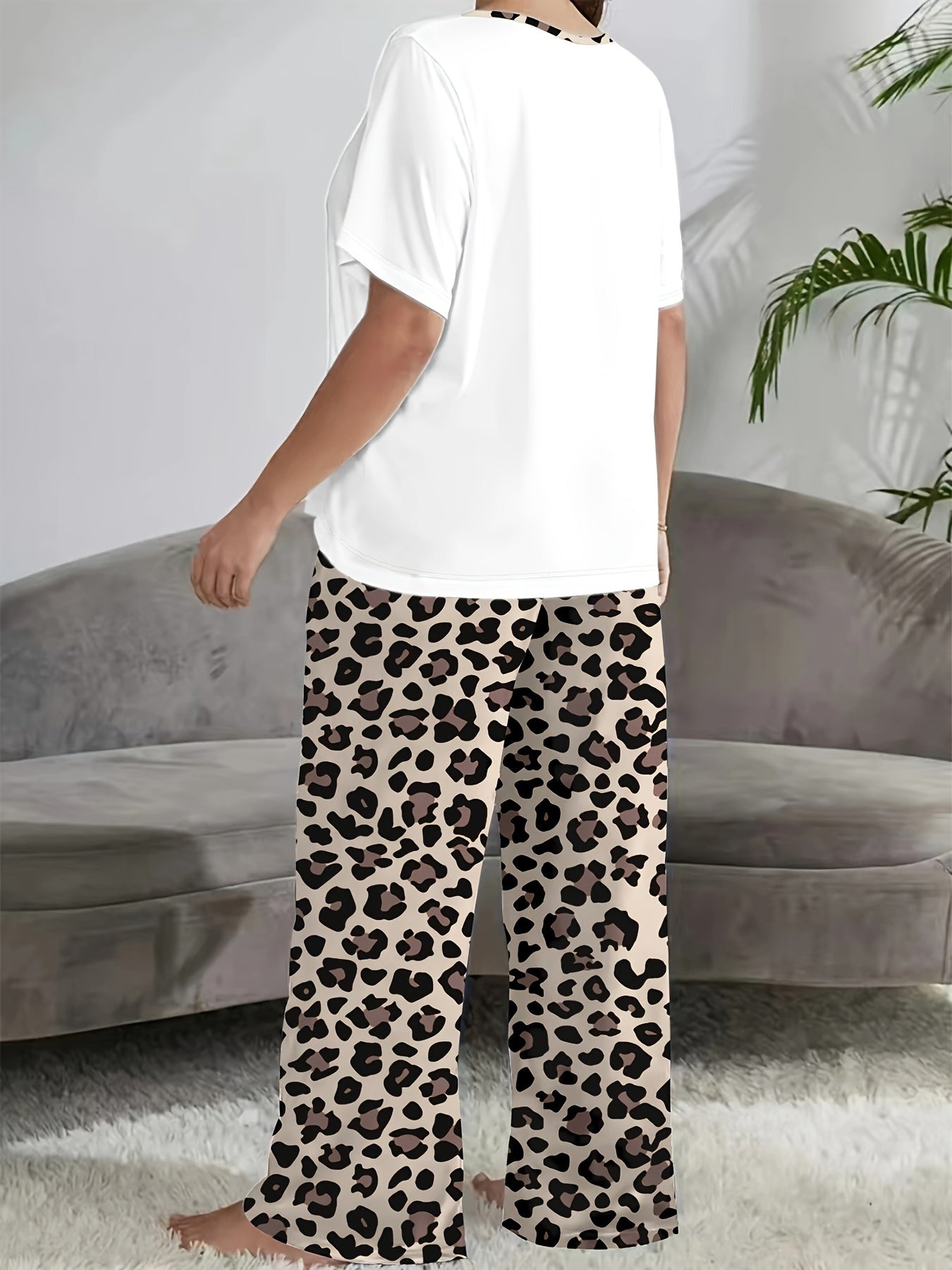 Women's Plus Size Leopard Heart Print Pajama Set Short Sleeve Lounge