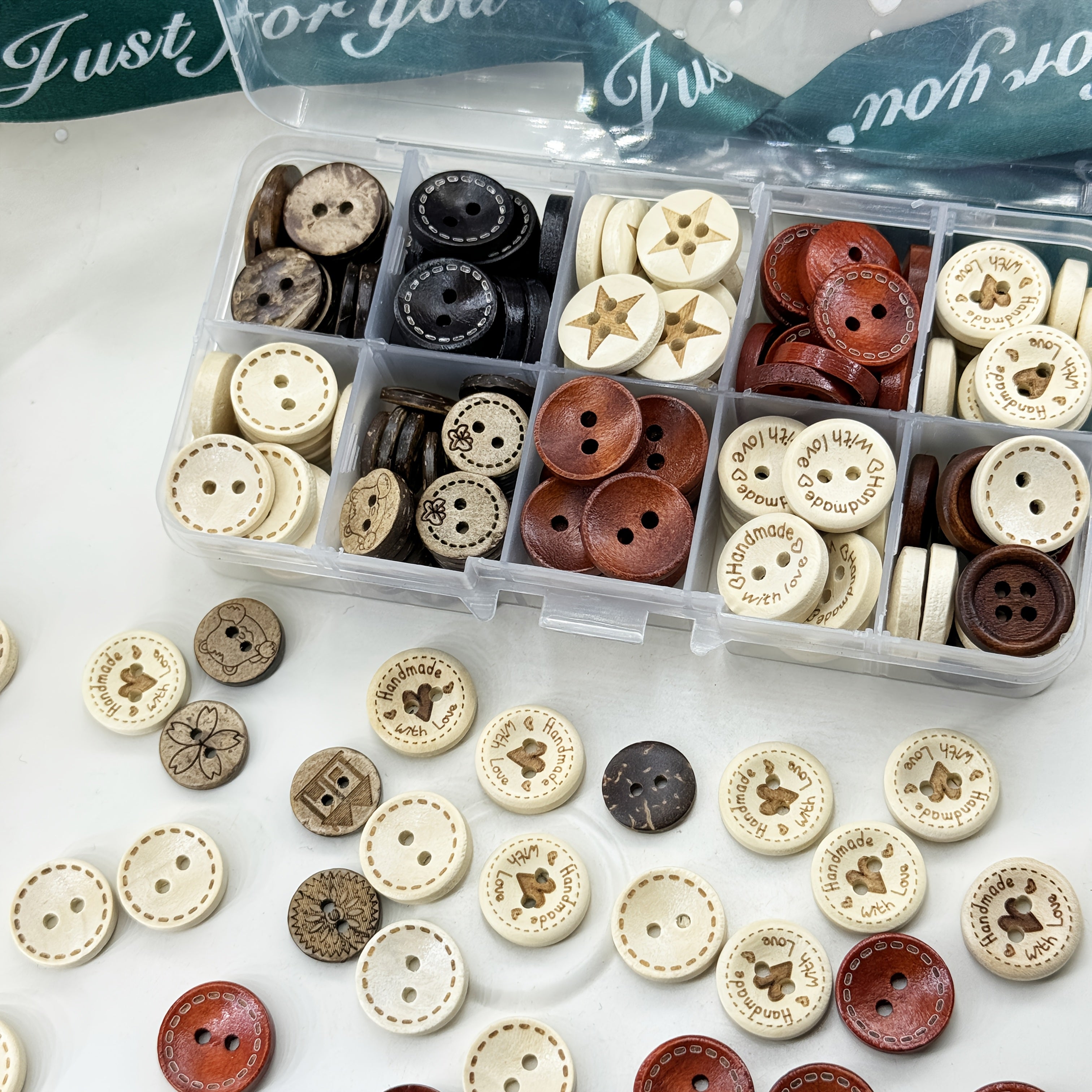 Set of 136 Decorative Buttons for DIY Crafts and Sewing Projects
