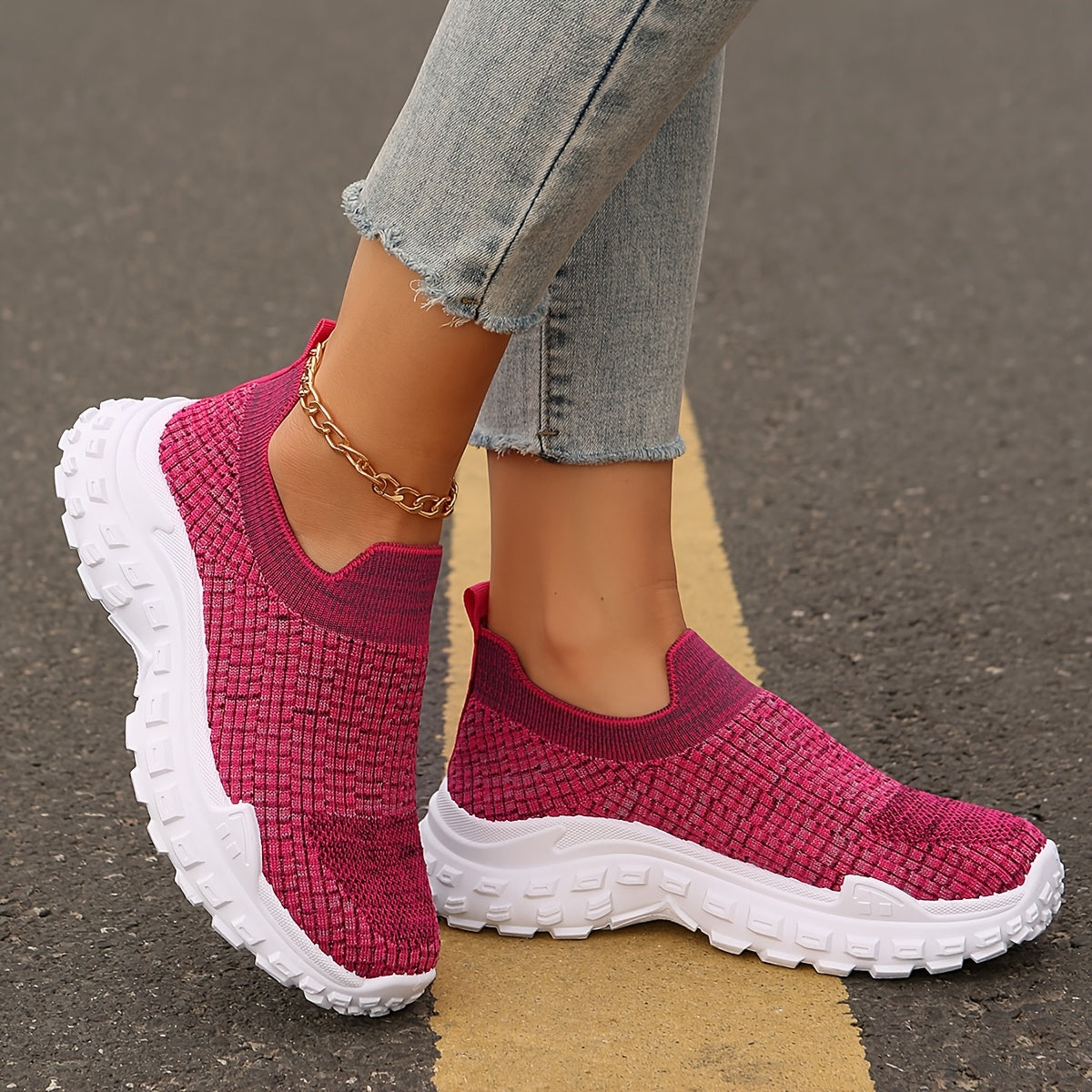 Ayollar uchun slip-on yurish poyabzali engil nafas oladigan tarmoq kundalik krossovkalar