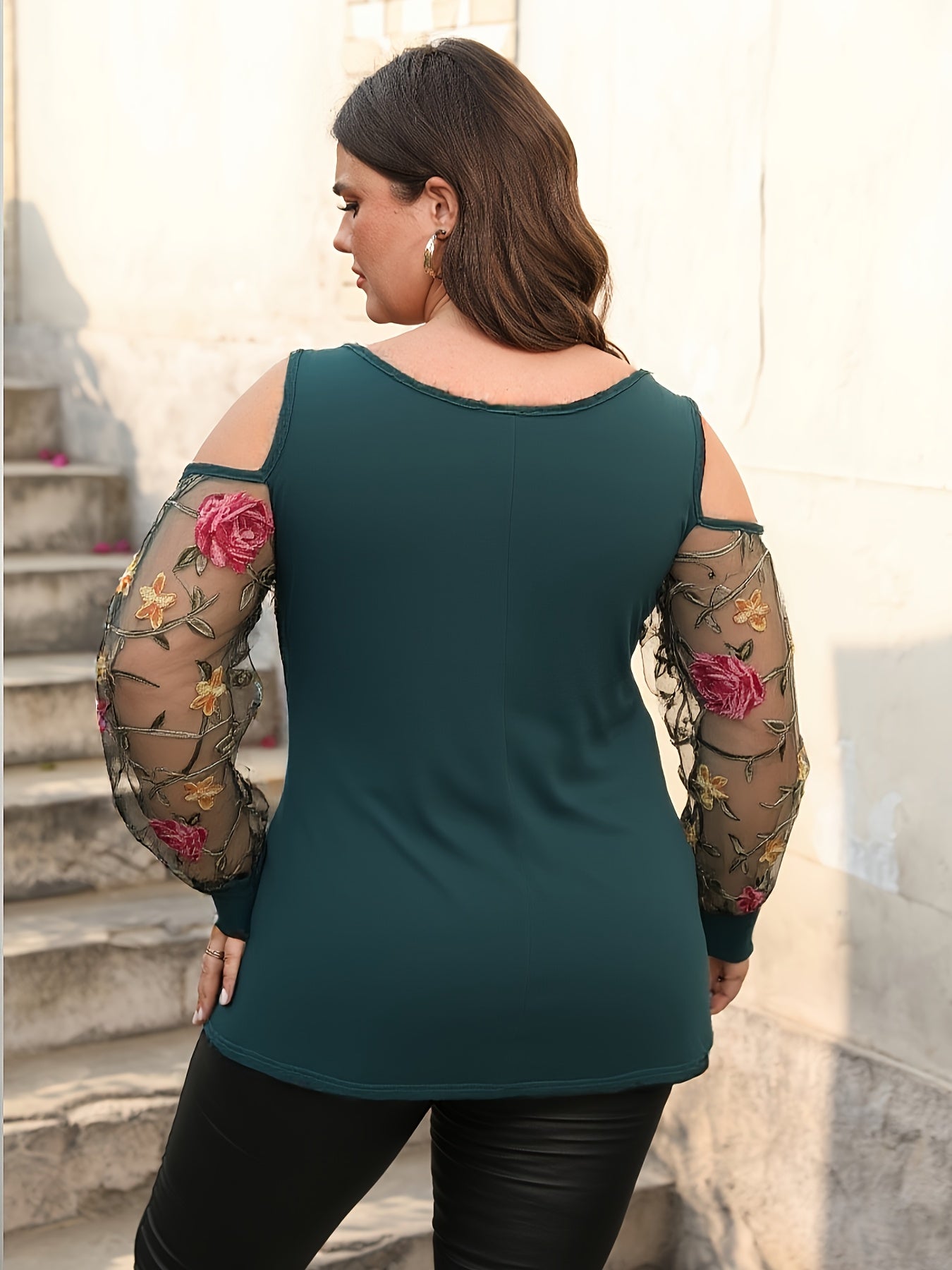 Women's Plus Size Off-Shoulder Long Sleeve T-Shirt Floral Embroidery Lace Black