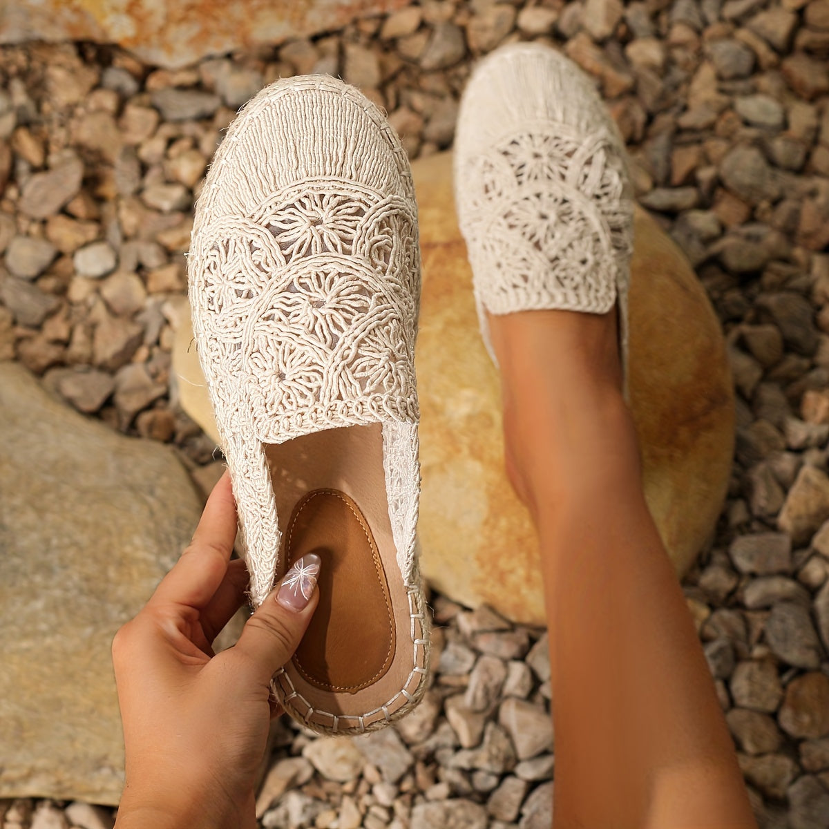 Women's Mesh Flat Slip-On Shoes Casual Vacation Straw Sole Sandals