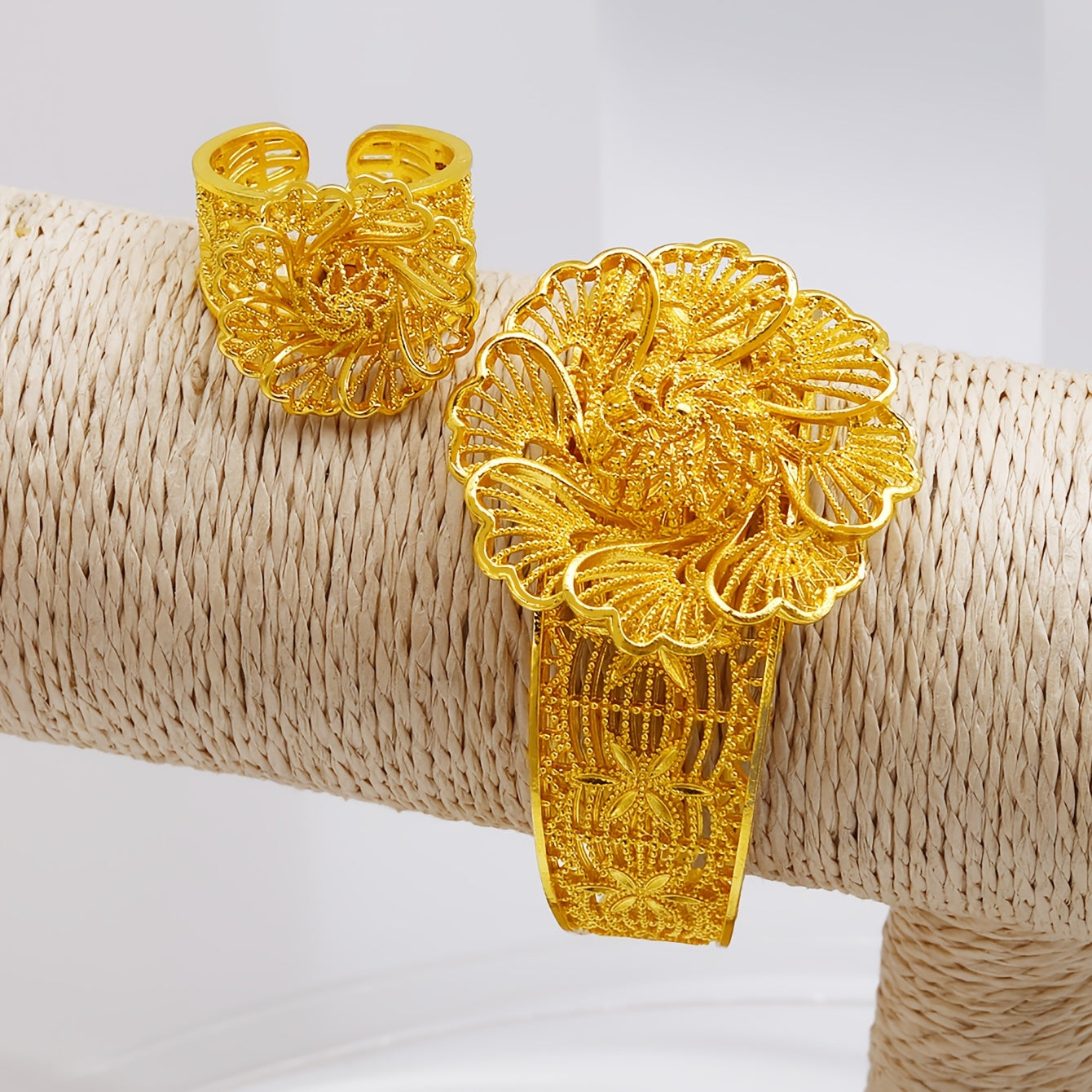 Vintage Sunflower Jewelry Set for Women Bracelet and Ring Alloy Accessories for Weddings
