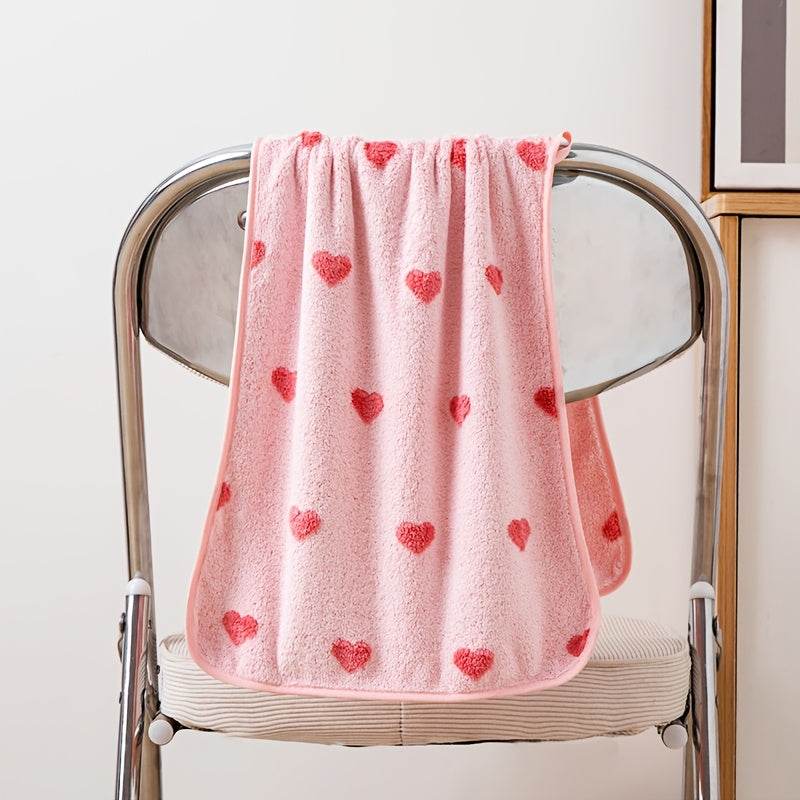 Poliester jakard yurak shaklidagi sochiq to'plami, 320GSM, Sevgi kuni va juftlik hammomida yil davomida foydalanish uchun mukammal.