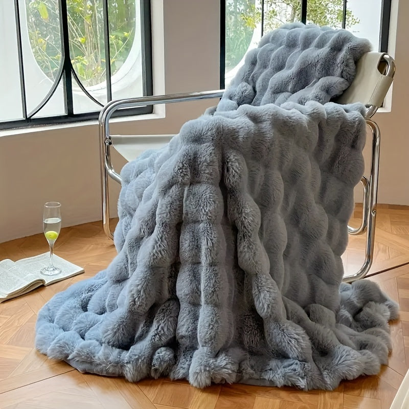 Faux Fur Blanket Reversible Plush Warm Fleece Cream White Cozy Throw for Couch or Bed