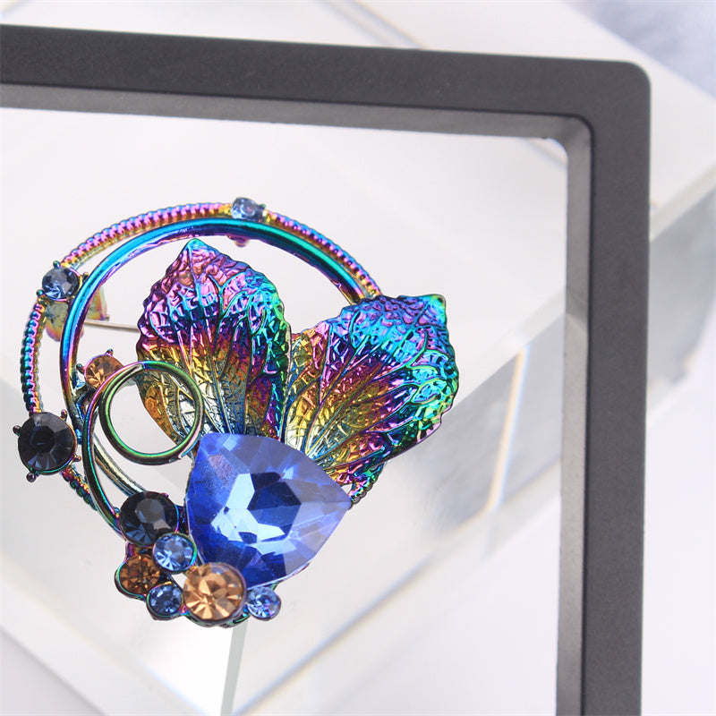 Luxury Rhinestone Flower Brooch Irregular Shape Jewelry for Clothing Bags Hats
