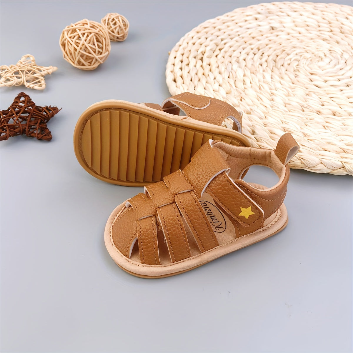 0-12 oy uchun yangi tug'ilgan chaqaloqlar uchun yulduz shaklidagi qopqoq bilan bog'lanadigan sandallar, nafas oladigan yumshoq taglik, ko'p maqsadli va sirpanmas.