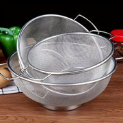 2 Stainless Steel Mesh Sieves for Pasta Vegetables Rice Fruits Durable Grip