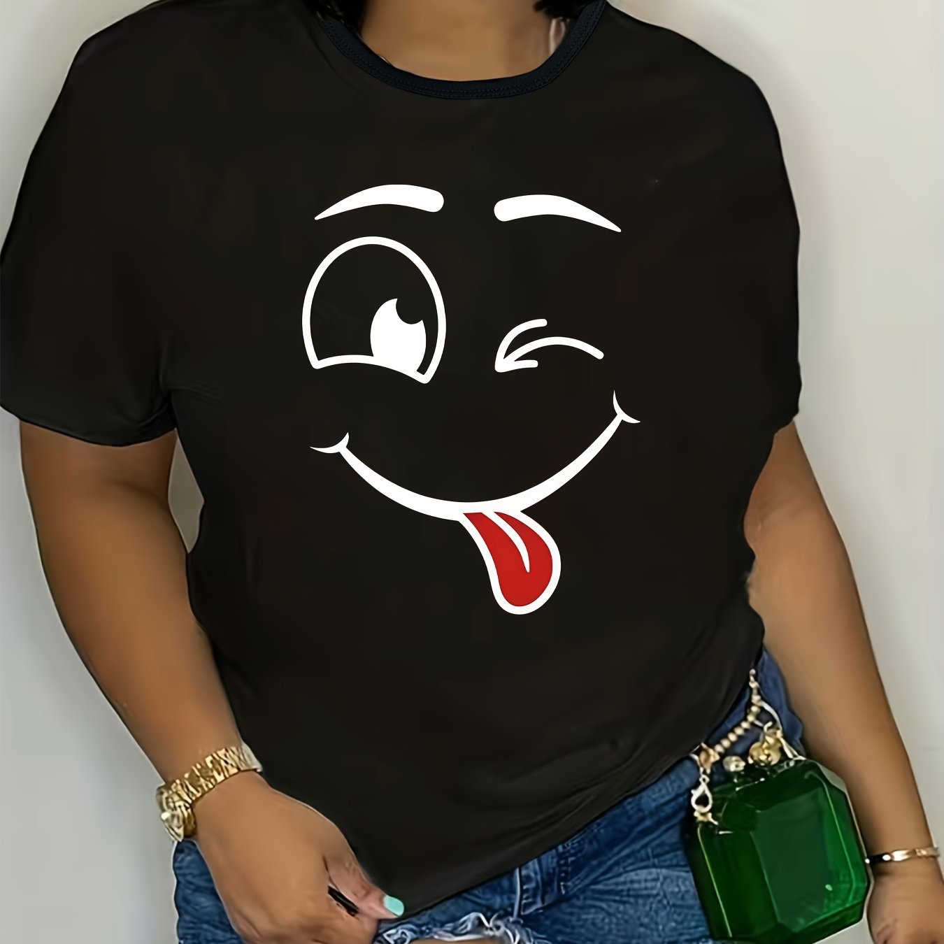 Plus Size Black Cotton Short Sleeve T-Shirt with Smile Print
