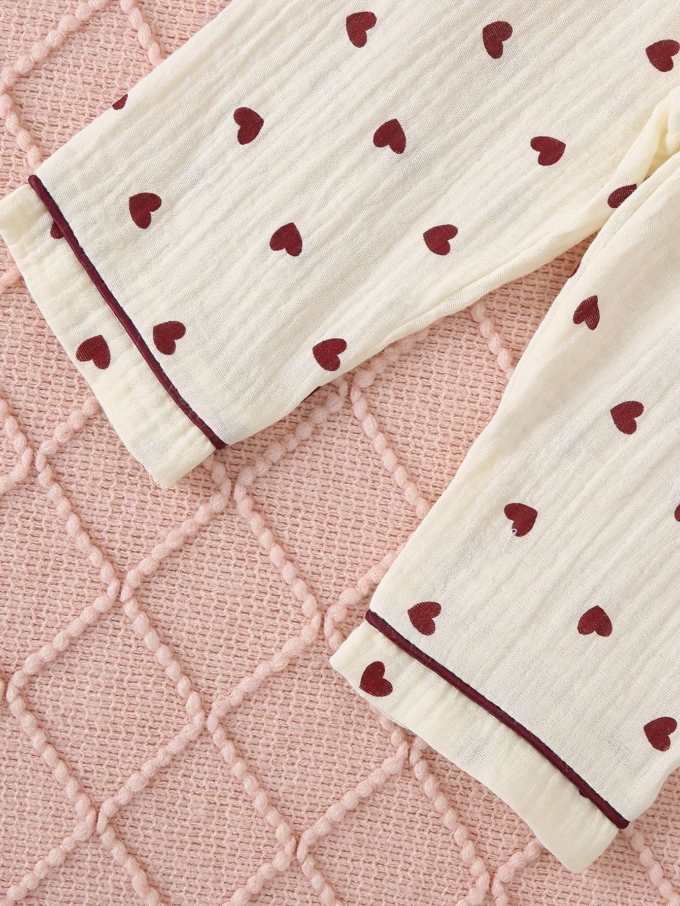 Girls All-Season Cotton Pajama Set with Heart Print Lapel Collar Loose Fit Sleepwear for Over 3 Years