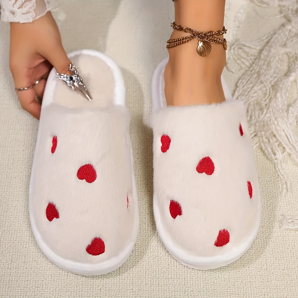 Women's Plush Indoor Slippers Thick Sole Comfortable Home Shoes