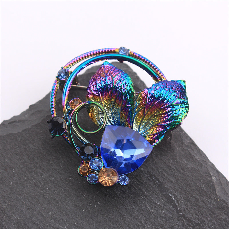 Luxury Rhinestone Flower Brooch Irregular Shape Jewelry for Clothing Bags Hats