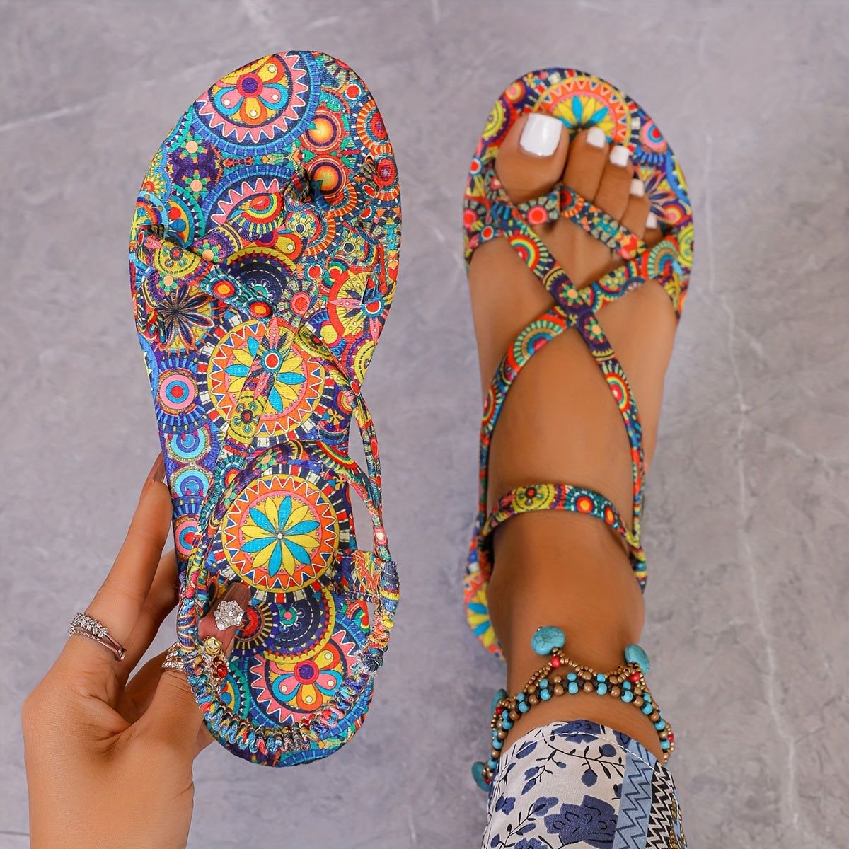 Women Bohemian Floral Flat Sandals Cross-Strap Open-Toe Breathable Fabric