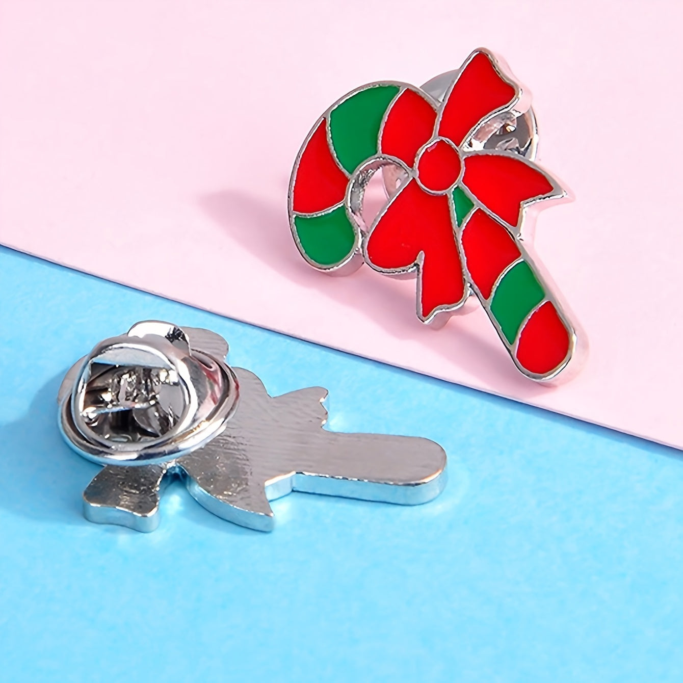 Ayollar uchun 5 yoki 10 ta Rojdestvo Brooch Pinlar Santa Ta'til Emalli Alloy Zargarlik buyumlari to'plami