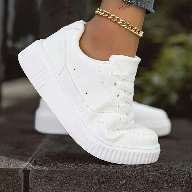 Women's White Low-Top Sneakers Non-Slip Cushioned Athletic Shoes