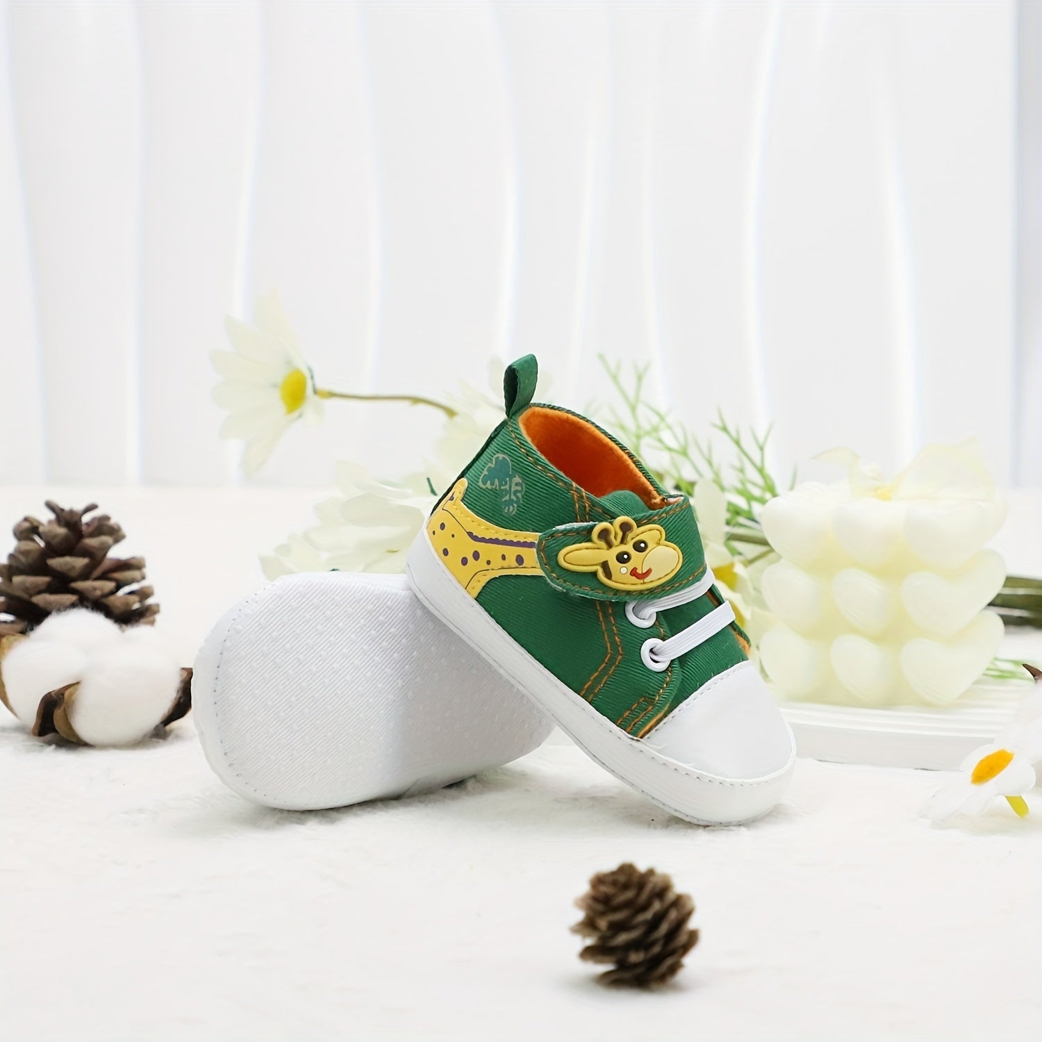 Toddler Shoes Non-Slip Canvas Giraffe Design for Casual Outdoor Wear