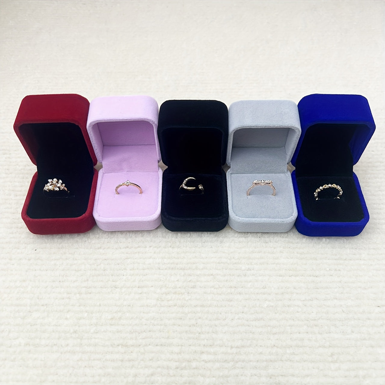 Набор из 5 бархатных шкатулок для украшений с застежкой-кнопкой для колец и подарков