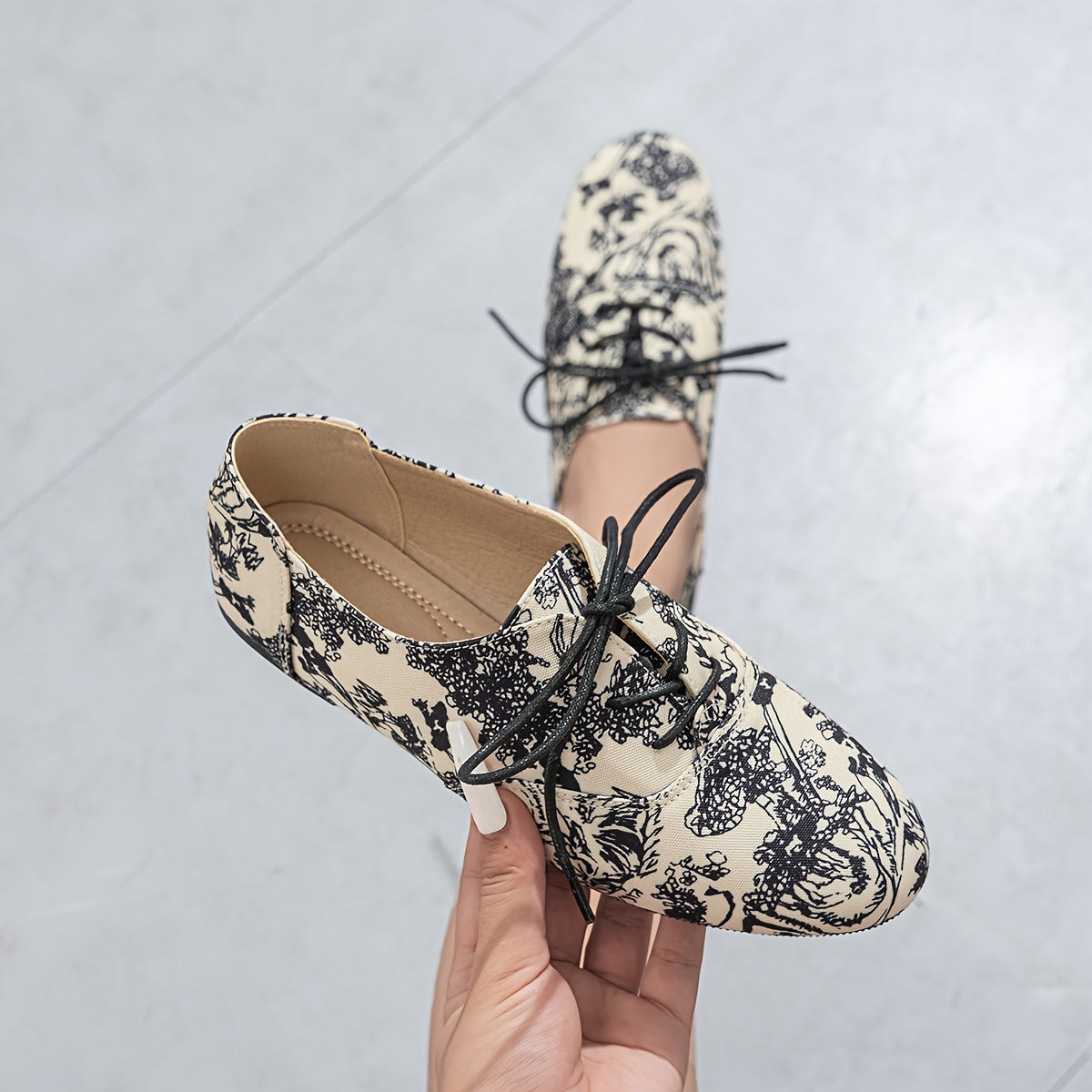 Women's Floral Oxford Shoes Lightweight Casual Lace-Up Flats