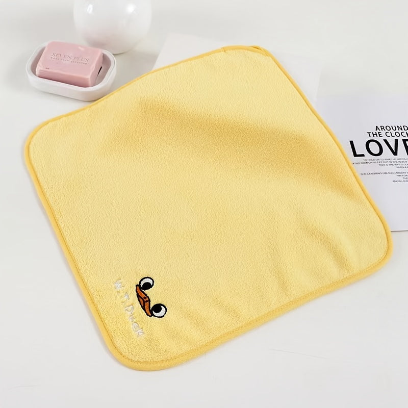 Набор полотенец с желтым утенком из 3-х штук: мягкие, впитывающие полотенца для ванной и лица, включает в себя ванное, ручное и квадратное полотенца; идеально подходит для использования в ванной.