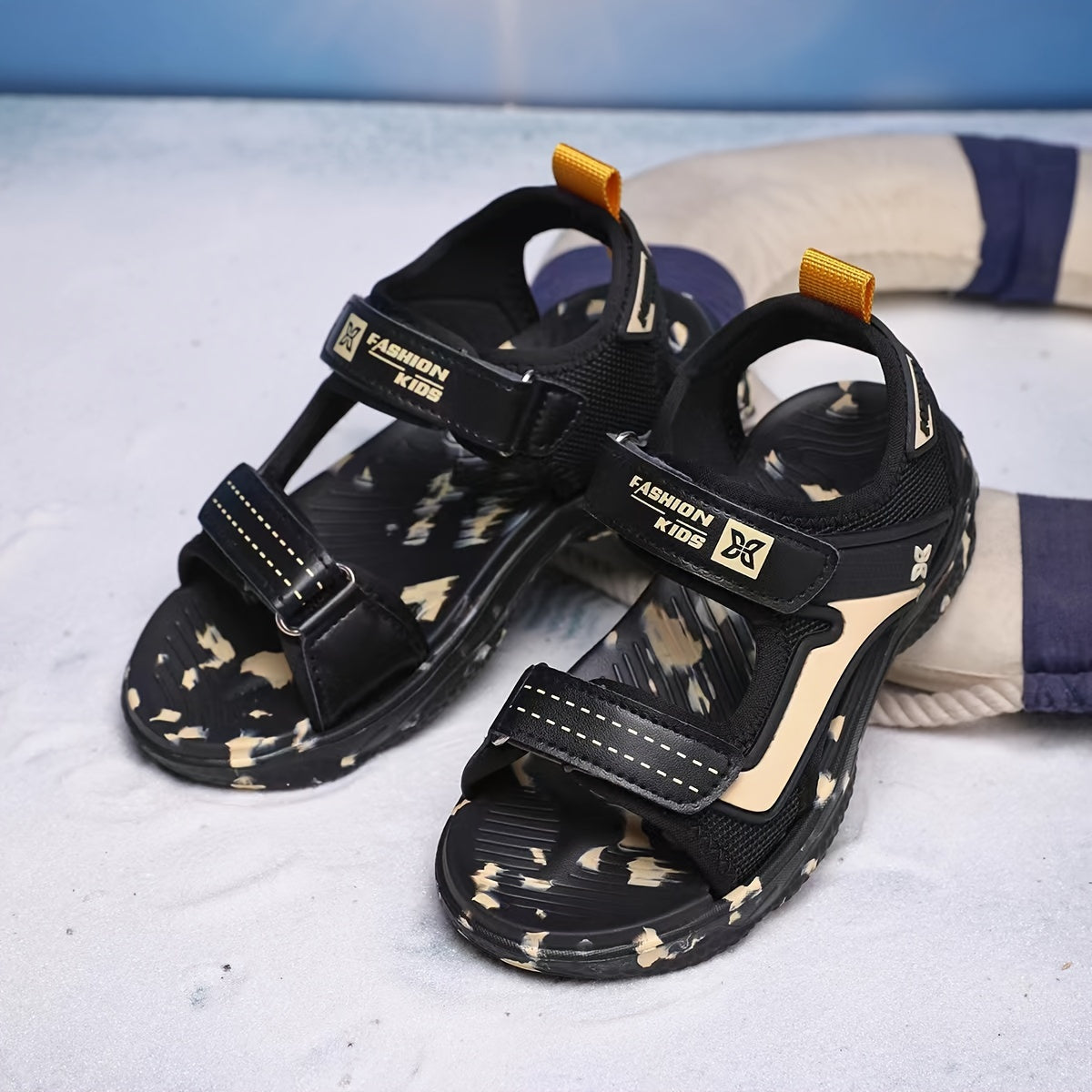 Детские легкие клетчатые сандалии с регулируемыми ремешками для пляжа и повседневной носки