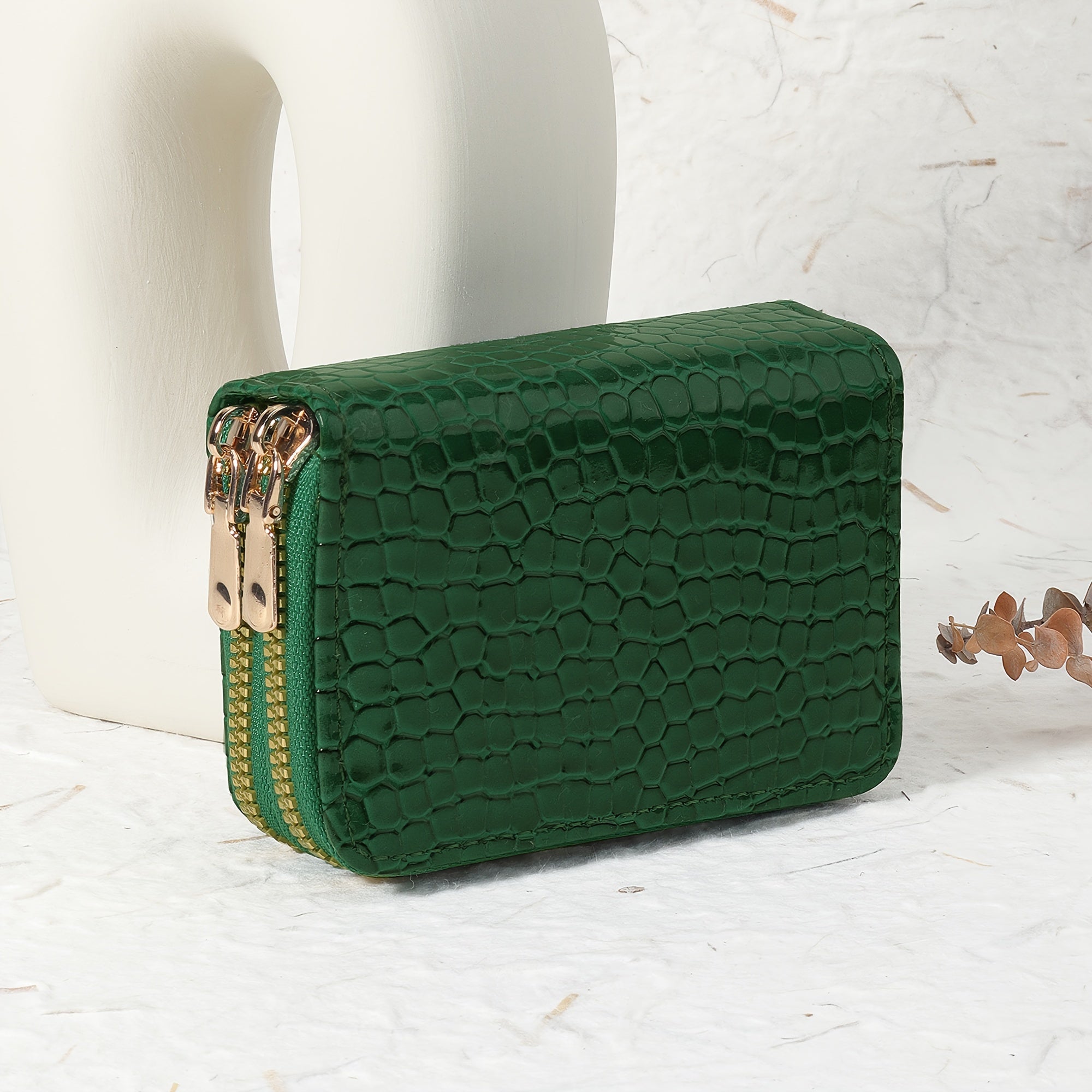 Women's Crocodile Pattern Synthetic Leather Zipper Wallet with Card Slots in Multiple Colors