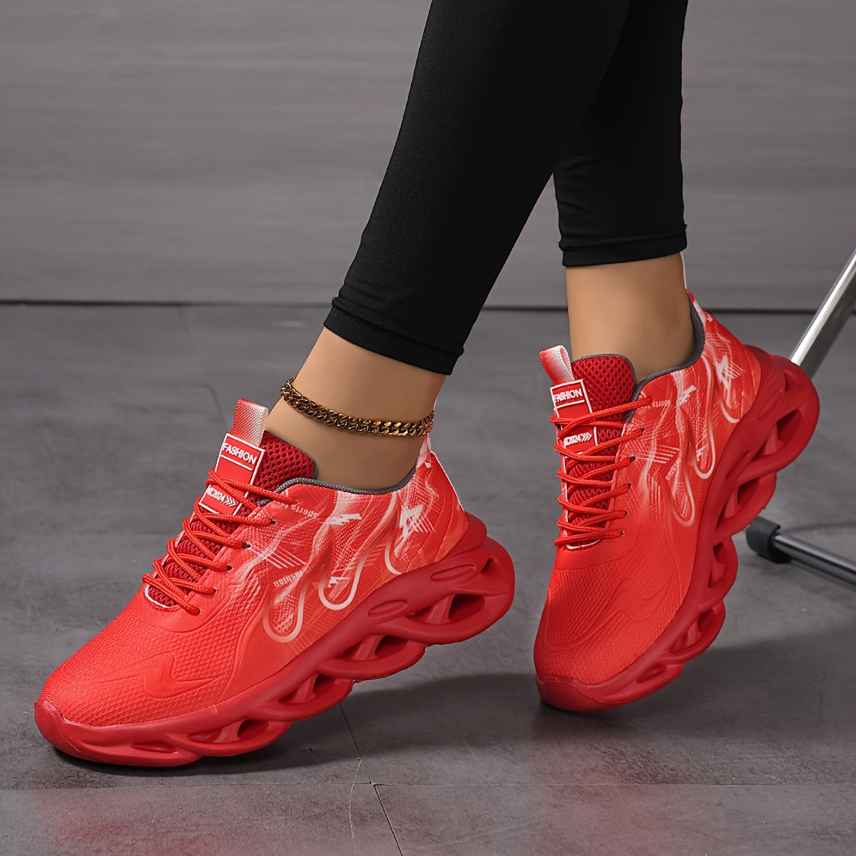 Women's Mesh Fabric Sneakers Low Top Lace-Up All-Season Casual Running Shoes