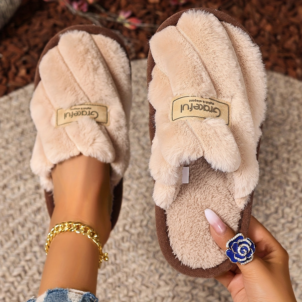Women's Plush Indoor Outdoor Slippers Non-Slip EVA Sole All-Season